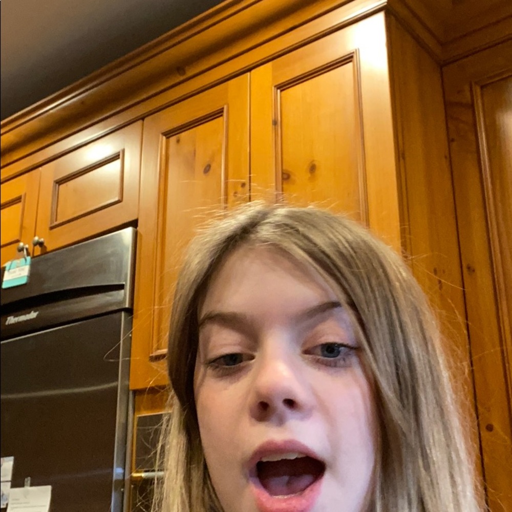 Meet your Posher, Anna